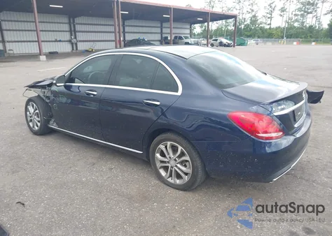 2015 Mercedes-Benz C 300 4Matic/Luxury 4Matic/Sport 4Matic из США, поврежденный, VIN 55SWF4KB0FU085218